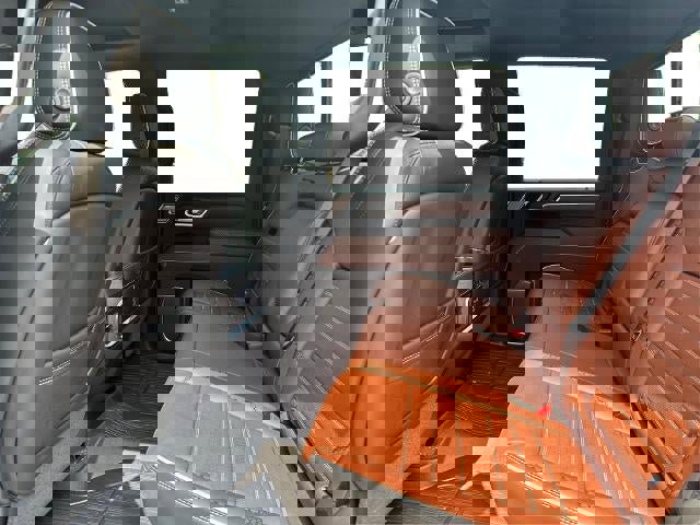 New 2025 GMC Sierra 2500 Denali Ultimate w/ Snow Plow Prep/Camper Package image 11