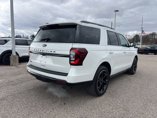 Certified 2022 Ford Expedition Limited image 4