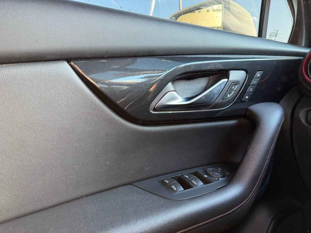 Used 2020 Chevrolet Blazer RS image 11
