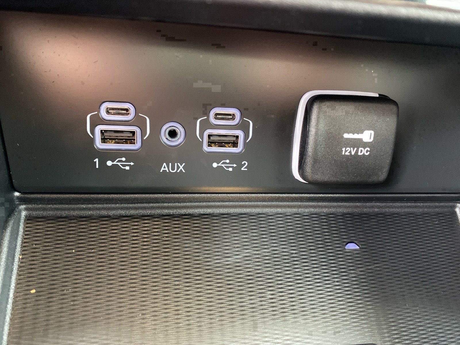 Used 2024 Jeep Grand Cherokee Altitude AWD/4WD image 44