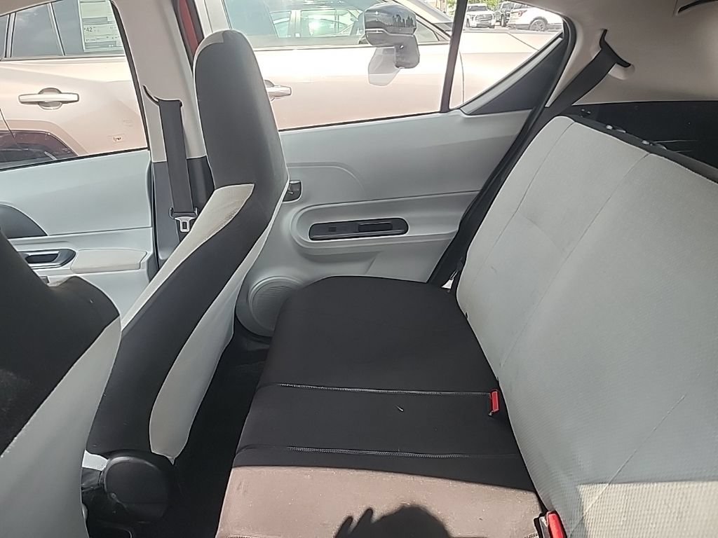 Used 2012 Toyota Prius C One FWD image 7