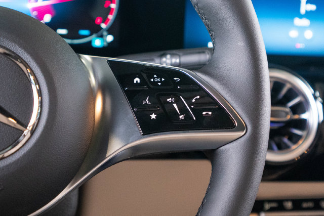 New 2026 Mercedes-Benz GLA 250 4MATIC image 18