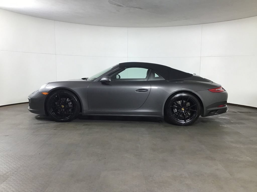Certified 2017 Porsche 911 Carrera 4 AWD/4WD image 2