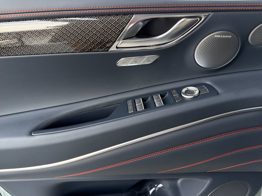 New 2026 Genesis GV80 3.5T e-SC AWD/4WD image 11