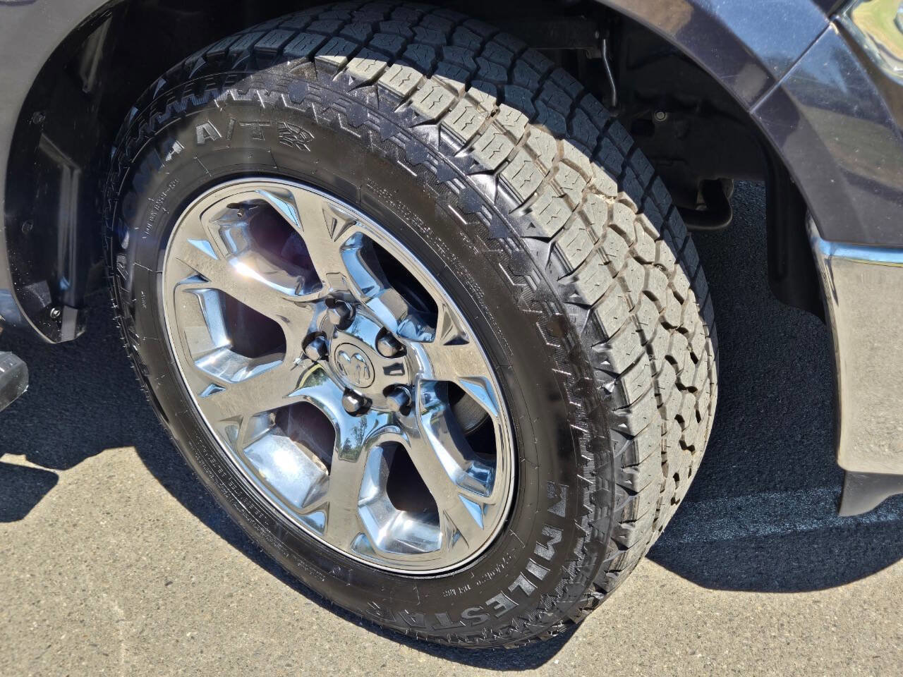 Used 2015 RAM 1500 Laramie w/ Convenience Group image 34