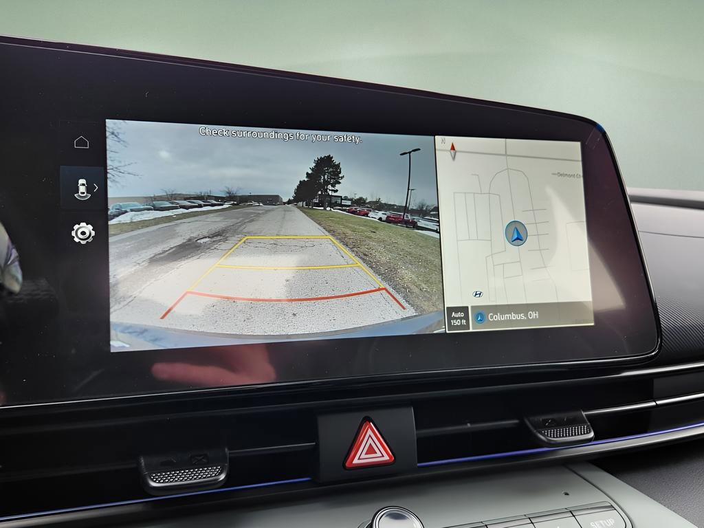 New 2026 Hyundai Elantra Limited image 18