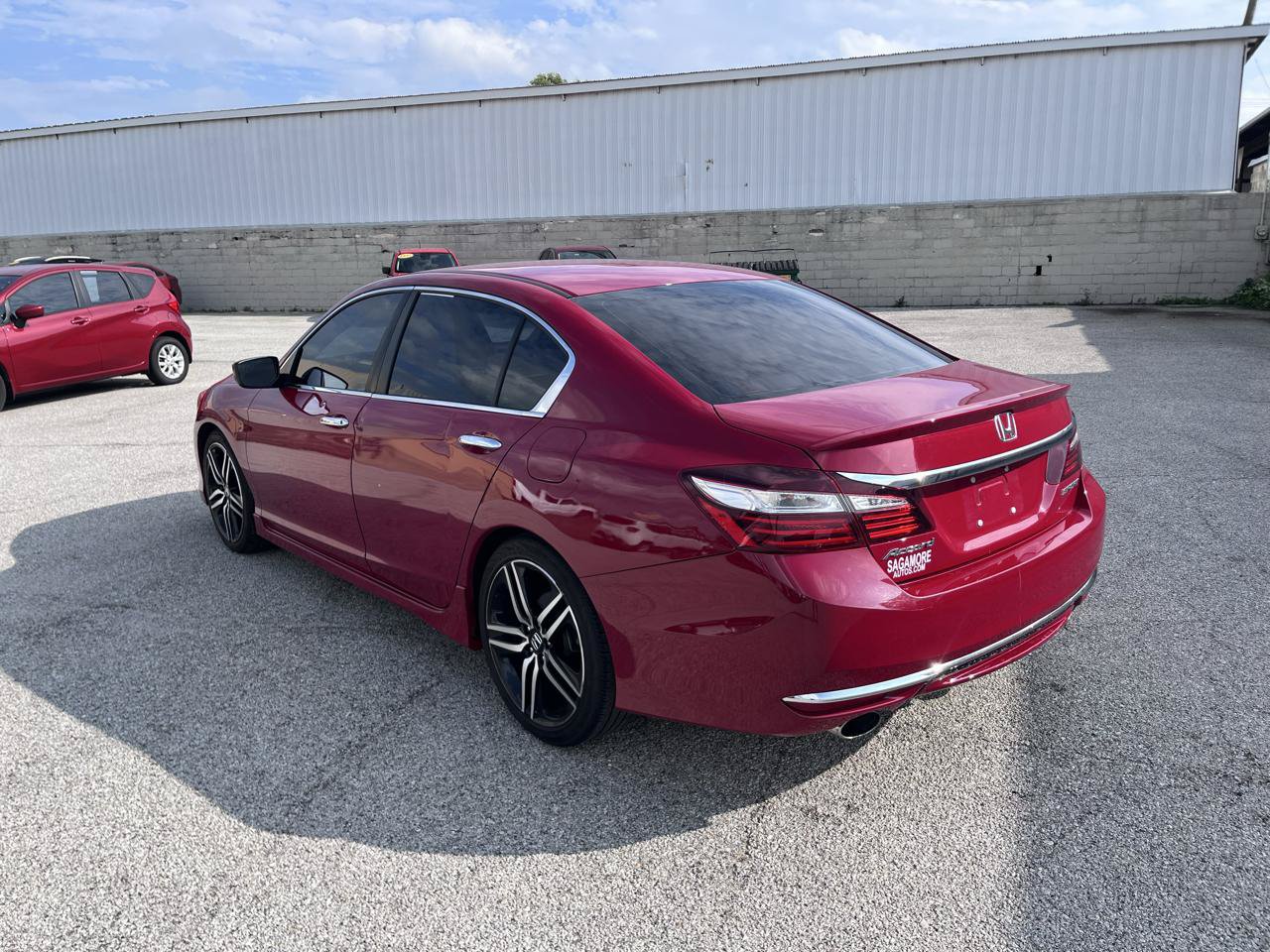 Used 2017 Honda Accord Sport image 5