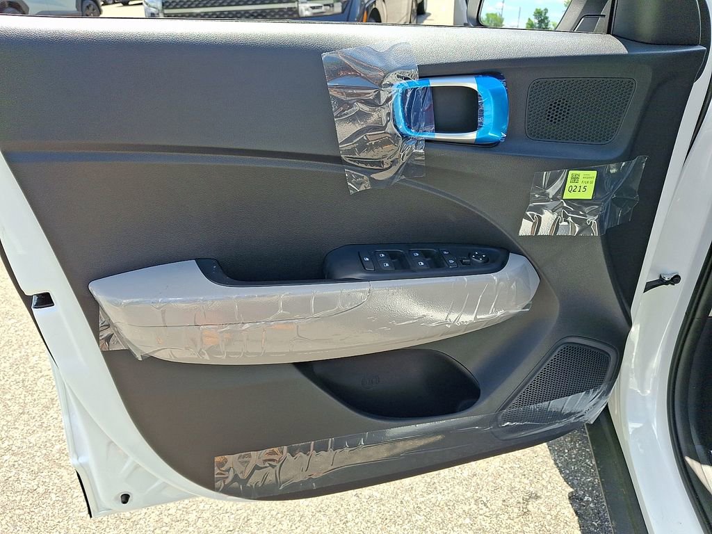 New 2026 Hyundai Venue SEL FWD image 9