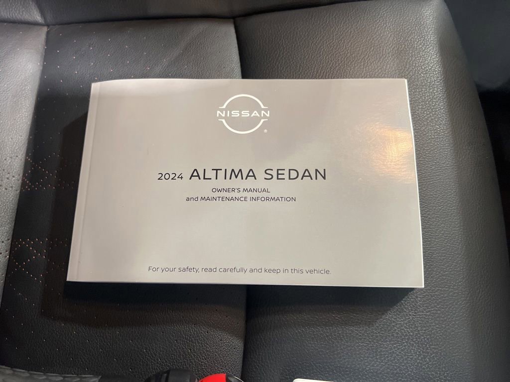 Certified 2024 Nissan Altima 2.5 SR w/ SR Premium Package image 27