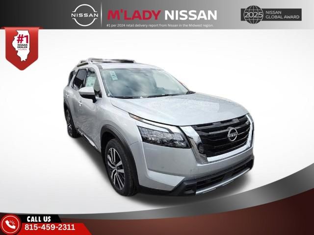 New 2025 Nissan Pathfinder Platinum w/ Cargo Package