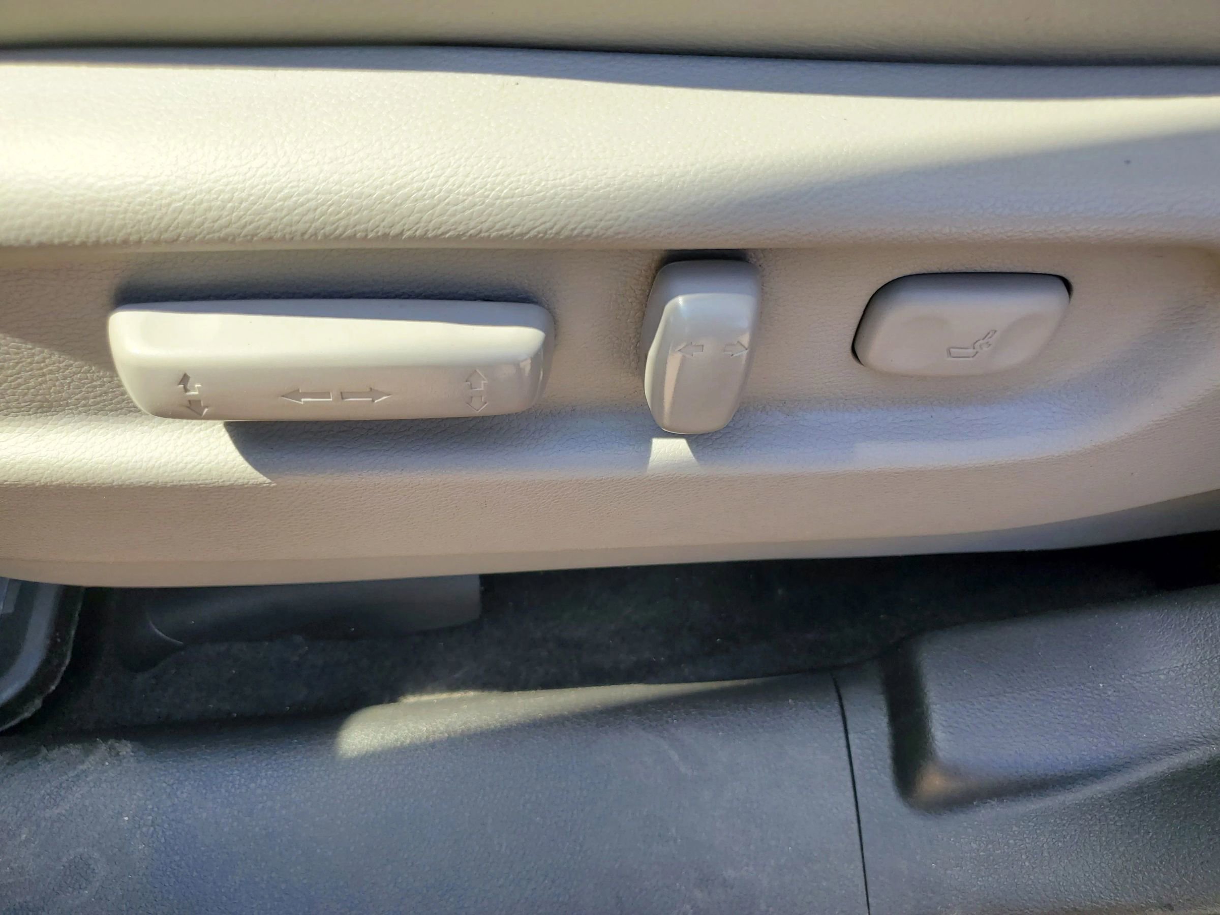 Used 2017 Honda Pilot Touring image 64