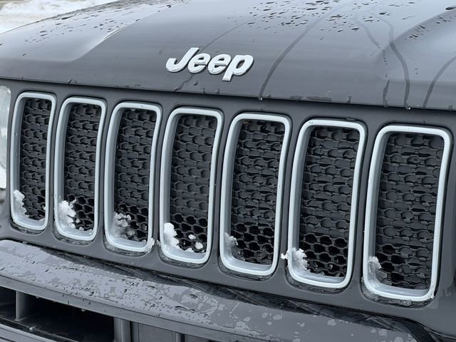 Used 2023 Jeep Renegade Latitude image 35