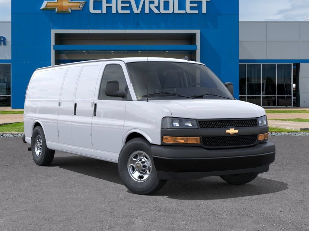 New 2025 Chevrolet Express 3500 Extended RWD image 7