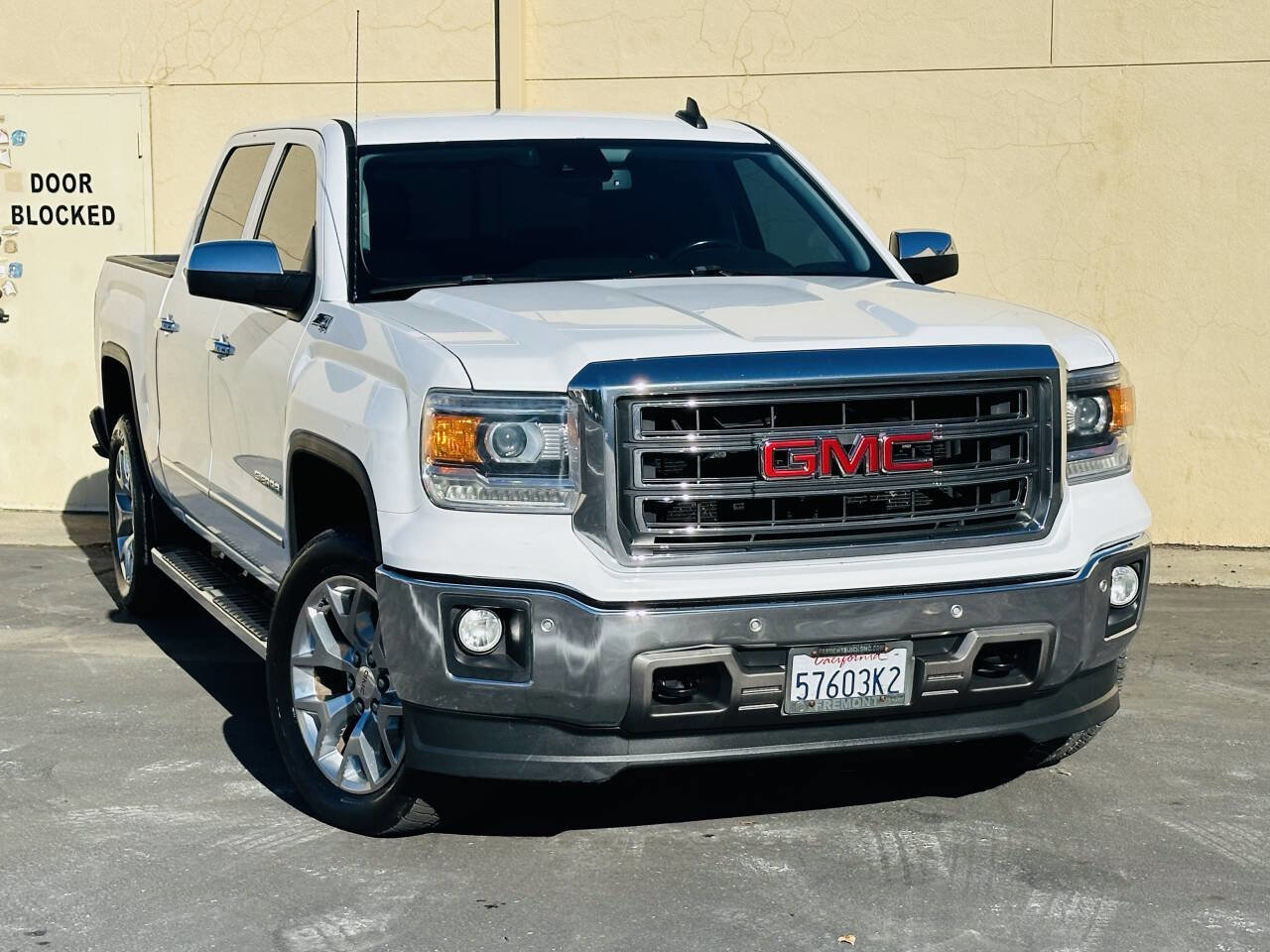 Used 2015 GMC Sierra 1500 SLT w/ SLT Crew Cab Value Package
