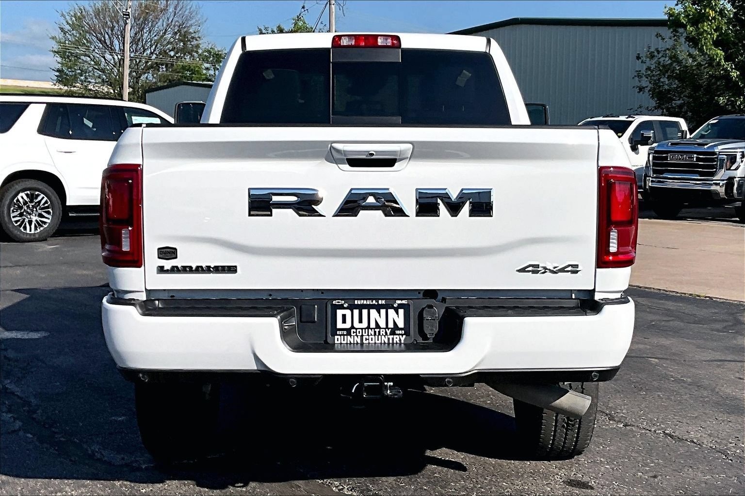 Used 2026 RAM 2500 Laramie AWD/4WD image 4