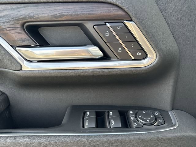 New 2026 GMC Sierra 2500 SLT w/ SLT Convenience Package image 13