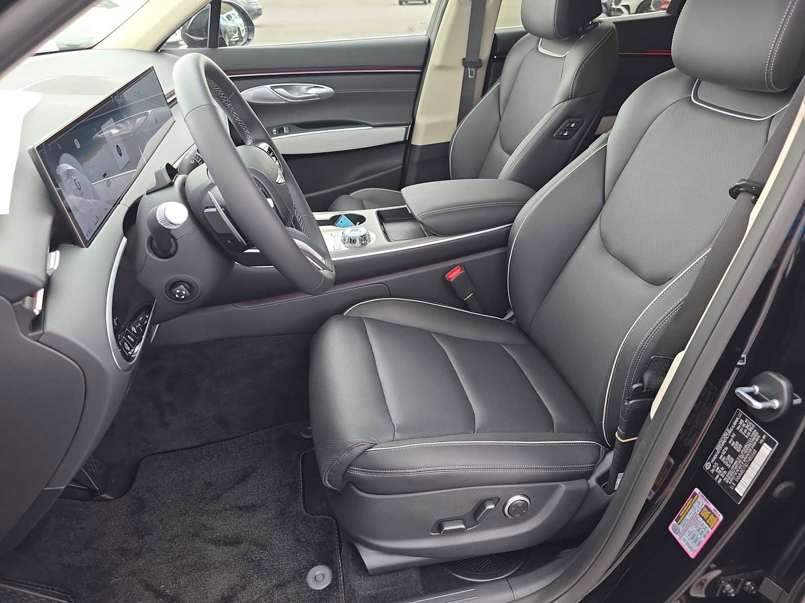 New 2026 Genesis GV70 2.5T Advanced image 9