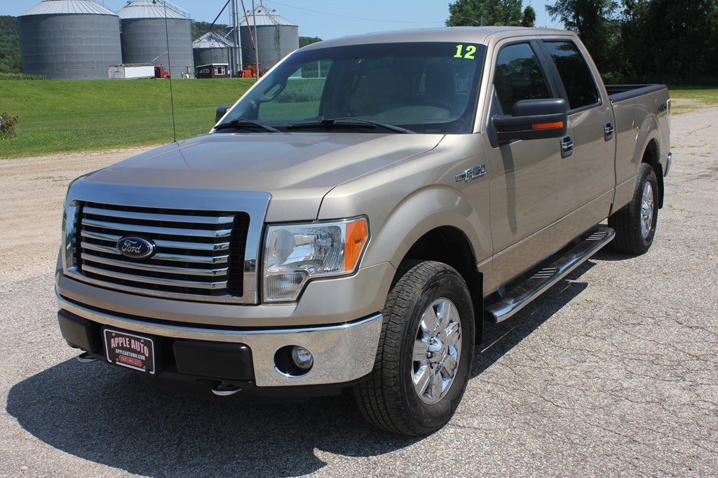 Used 2012 Ford F150 XLT w/ XTR Pkg image 2