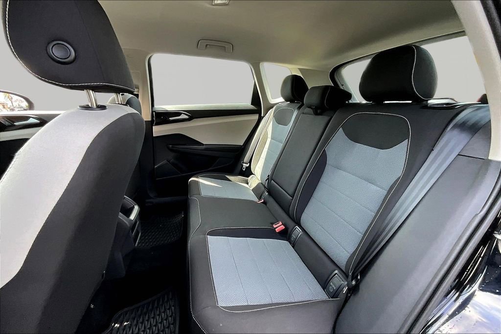 Used 2025 Volkswagen Taos S image 20