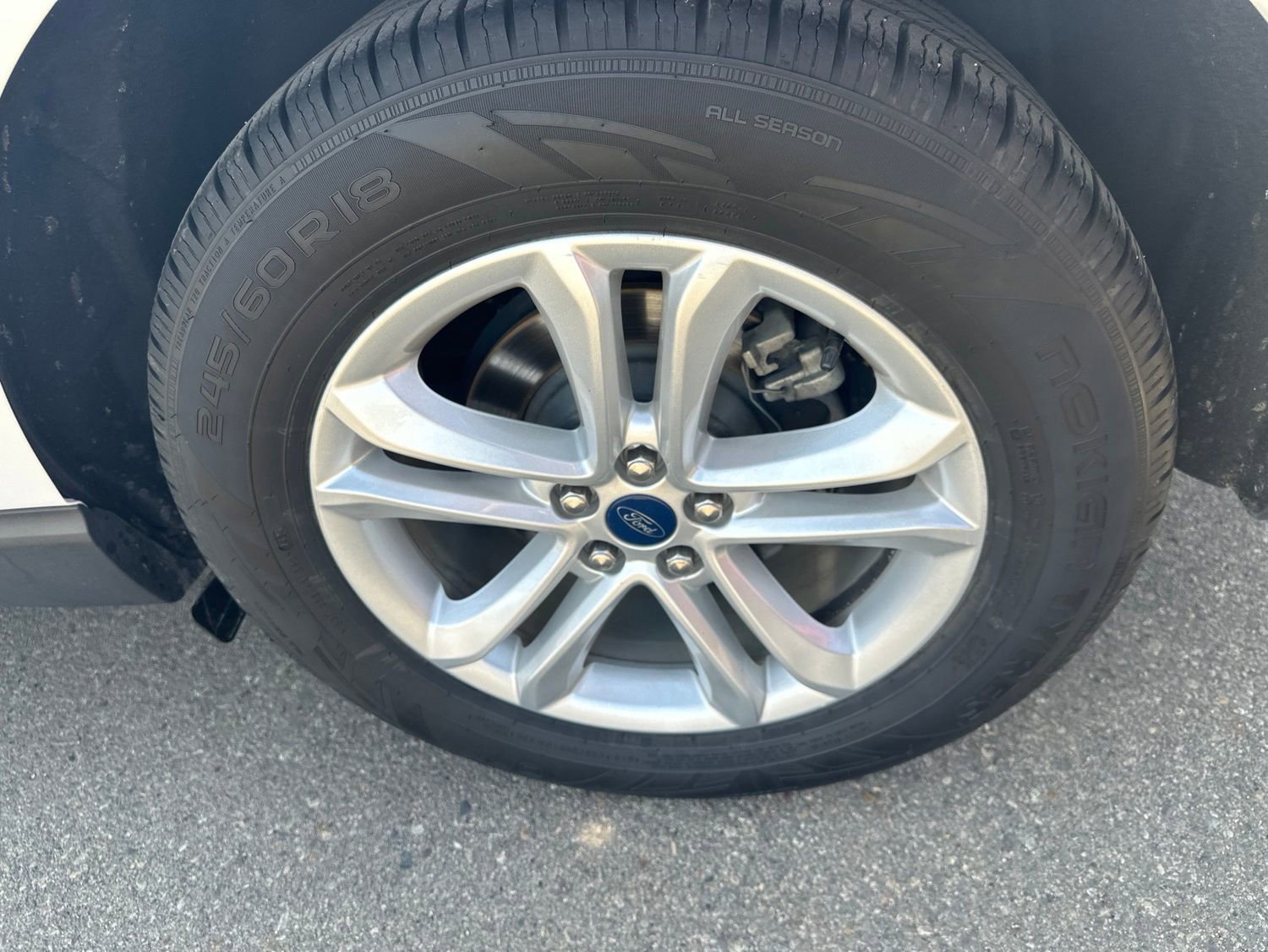 Used 2019 Ford Edge SEL w/ Equipment Group 201A AWD/4WD image 8