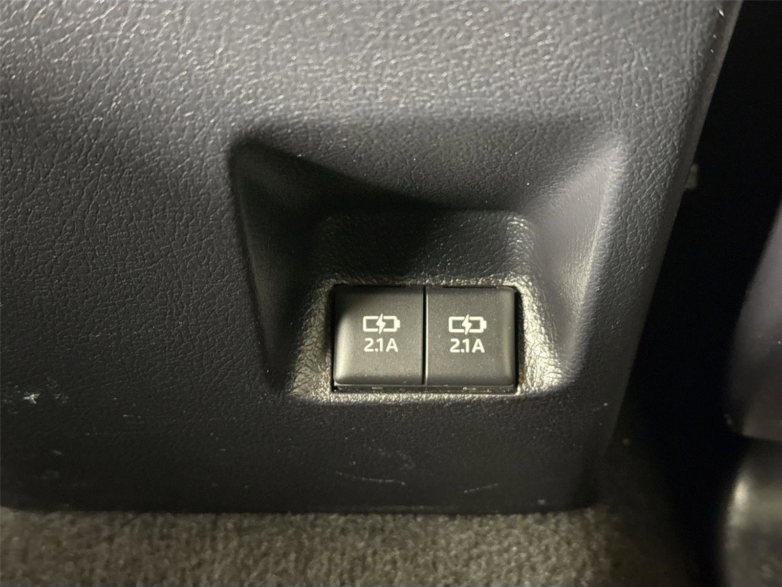 Certified 2022 Toyota 4Runner SR5 Premium w/ Moonroof Package image 37