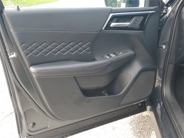 New 2025 Mitsubishi Outlander SEL Black Edition image 17
