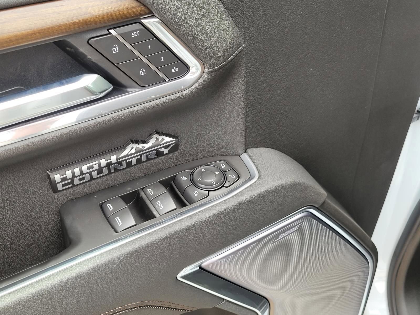 New 2026 Chevrolet Silverado 1500 High Country w/ High Country Premium Package AWD/4WD image 14