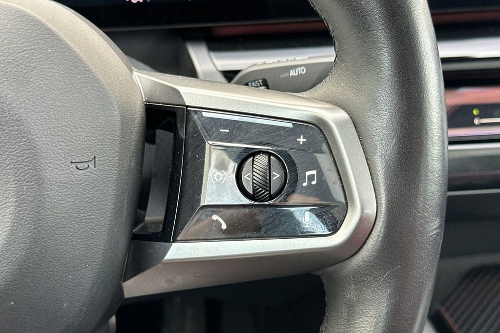 Used 2024 BMW i5 eDrive40i w/ M Sport Package image 28