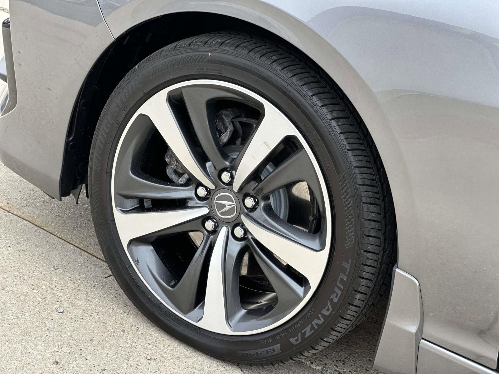 Certified 2025 Acura TLX w/ Technology Package image 7
