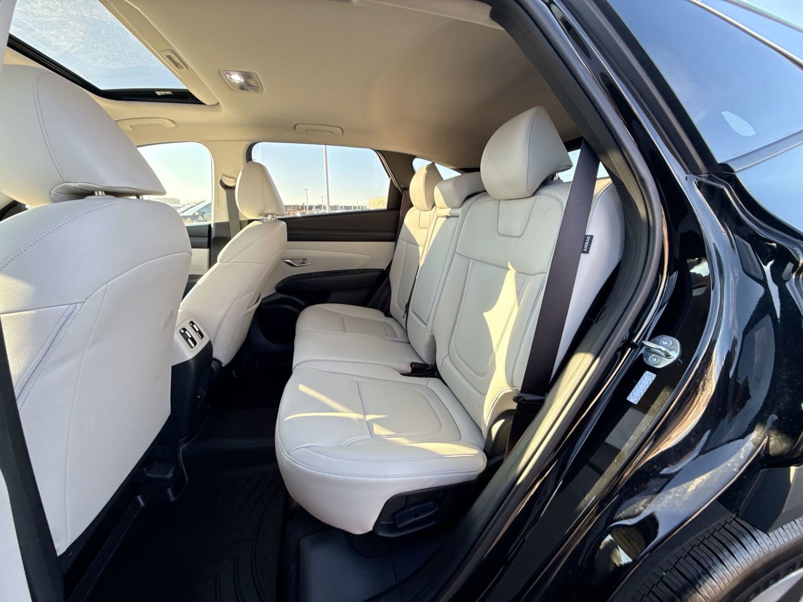 Used 2025 Hyundai Tucson SEL image 25