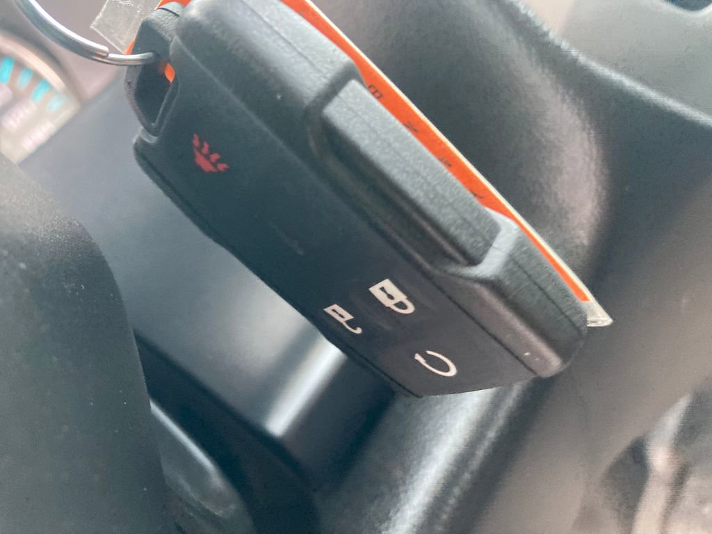 Used 2019 Chevrolet Silverado 1500 LT w/ All Star Edition image 38