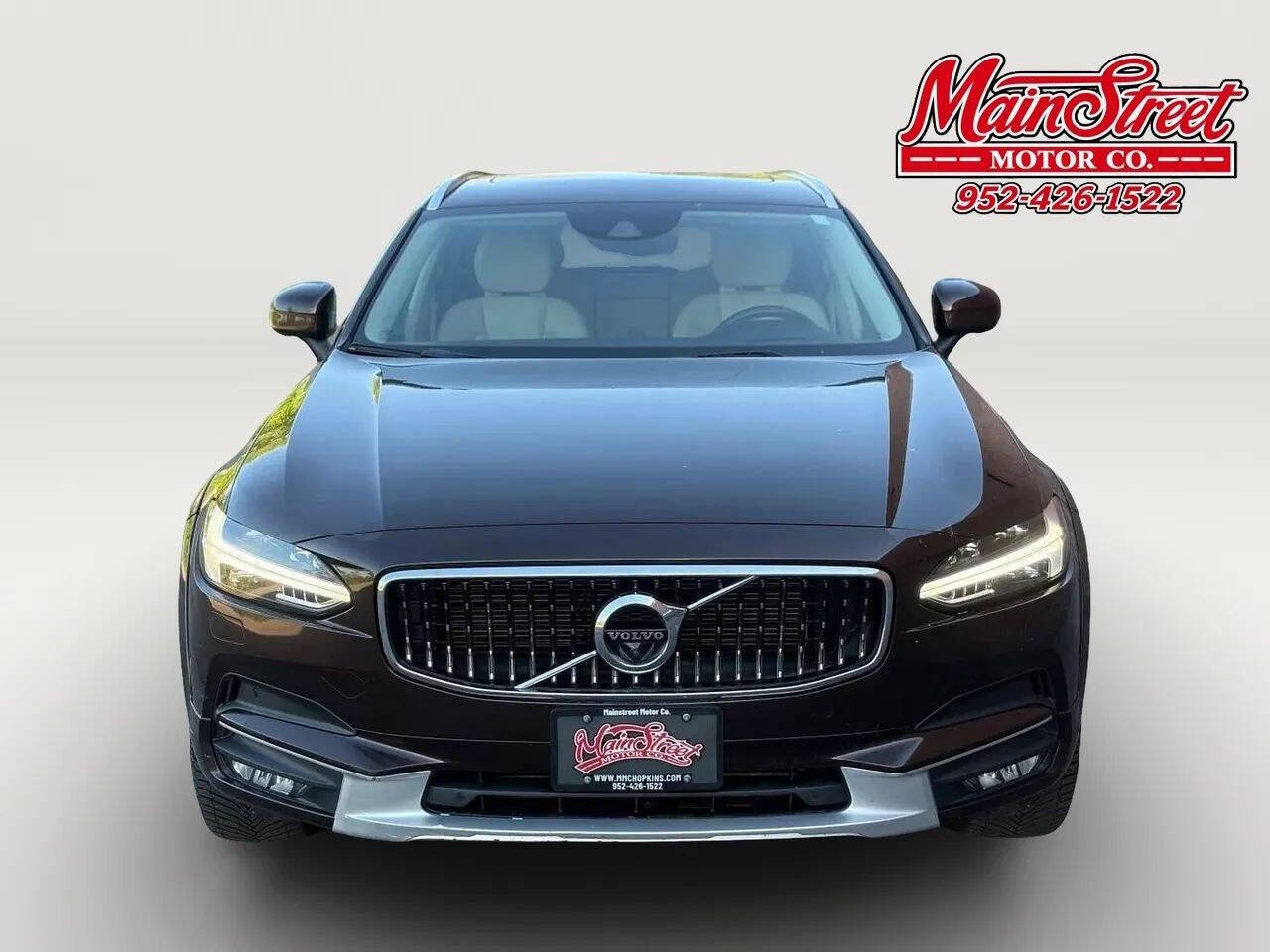 Used 2017 Volvo V90 T6 Cross Country AWD/4WD image 2