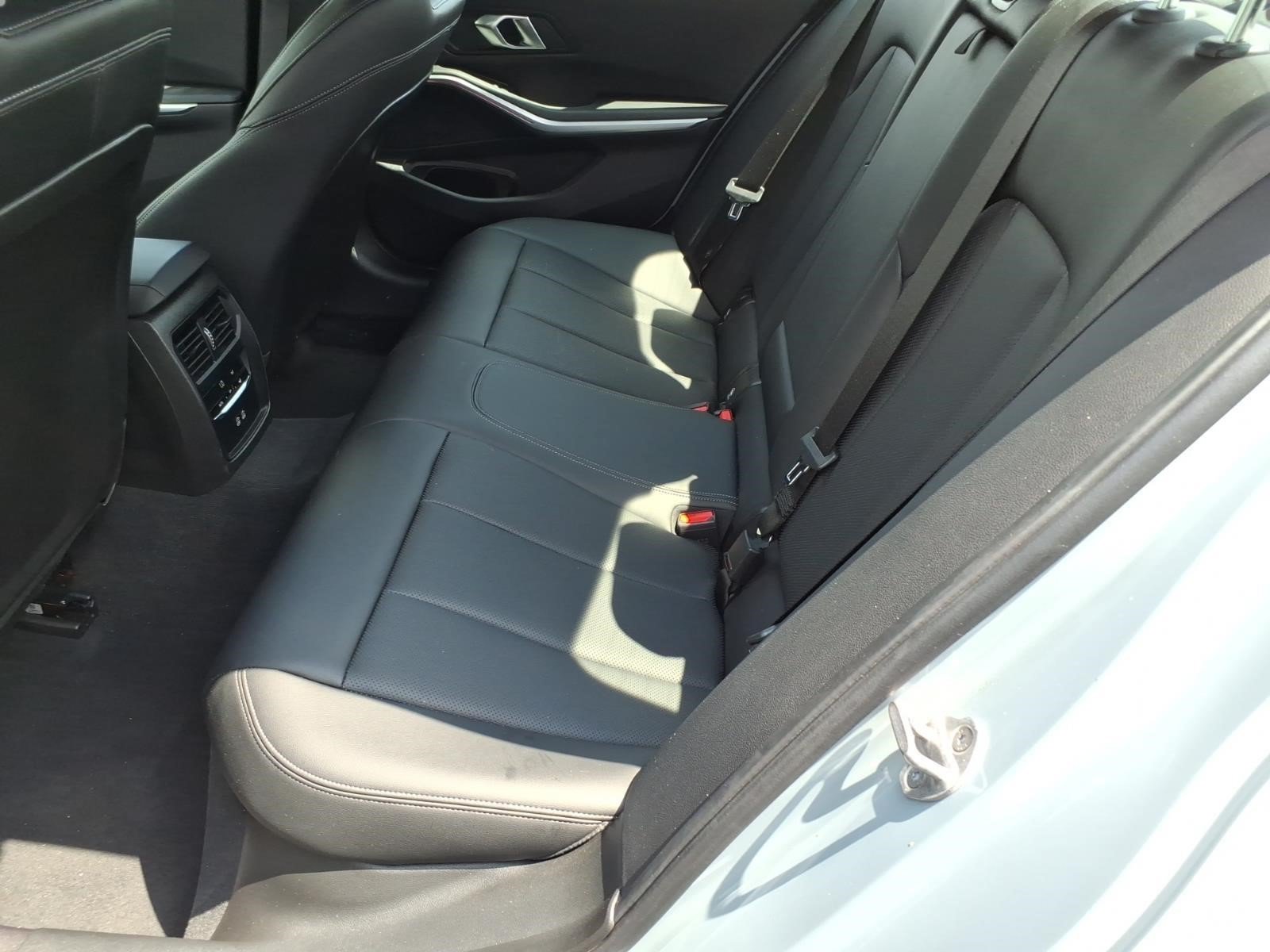 Used 2024 BMW 330i xDrive Sedan AWD/4WD image 10