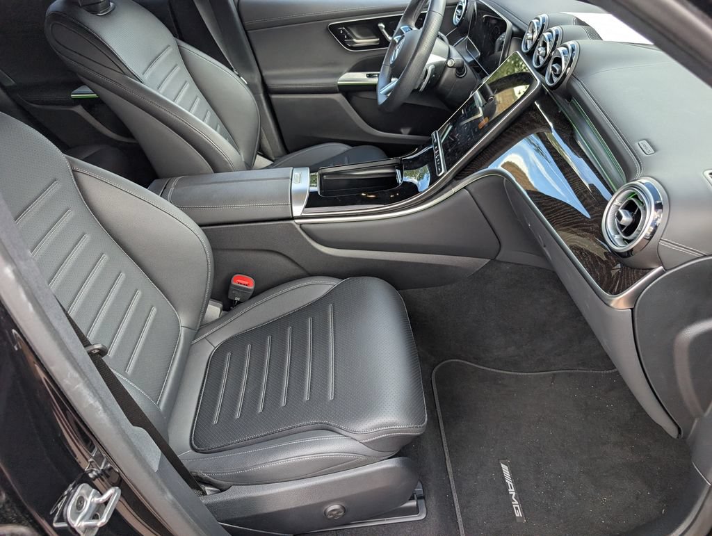 Used 2026 Mercedes-Benz GLC 300 4MATIC image 11