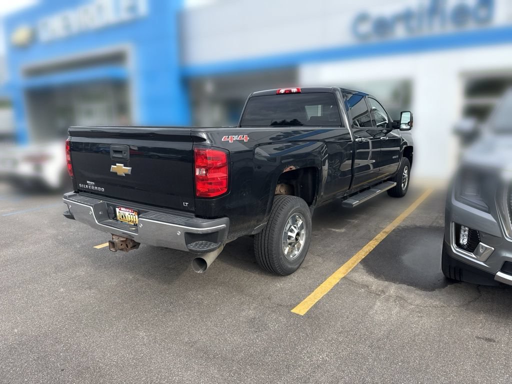 Used 2015 Chevrolet Silverado 2500 LT w/ LT Convenience Package AWD/4WD image 4