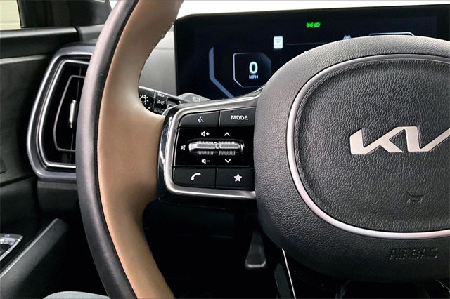 Used 2024 Kia Sorento SX Prestige w/ Olive Brown Leather Package image 24