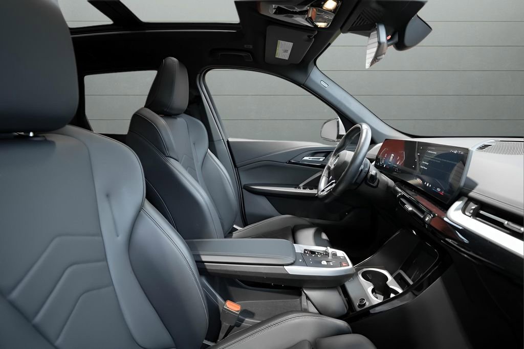 Used 2024 BMW X1 xDrive28i w/ M Sport Package image 38