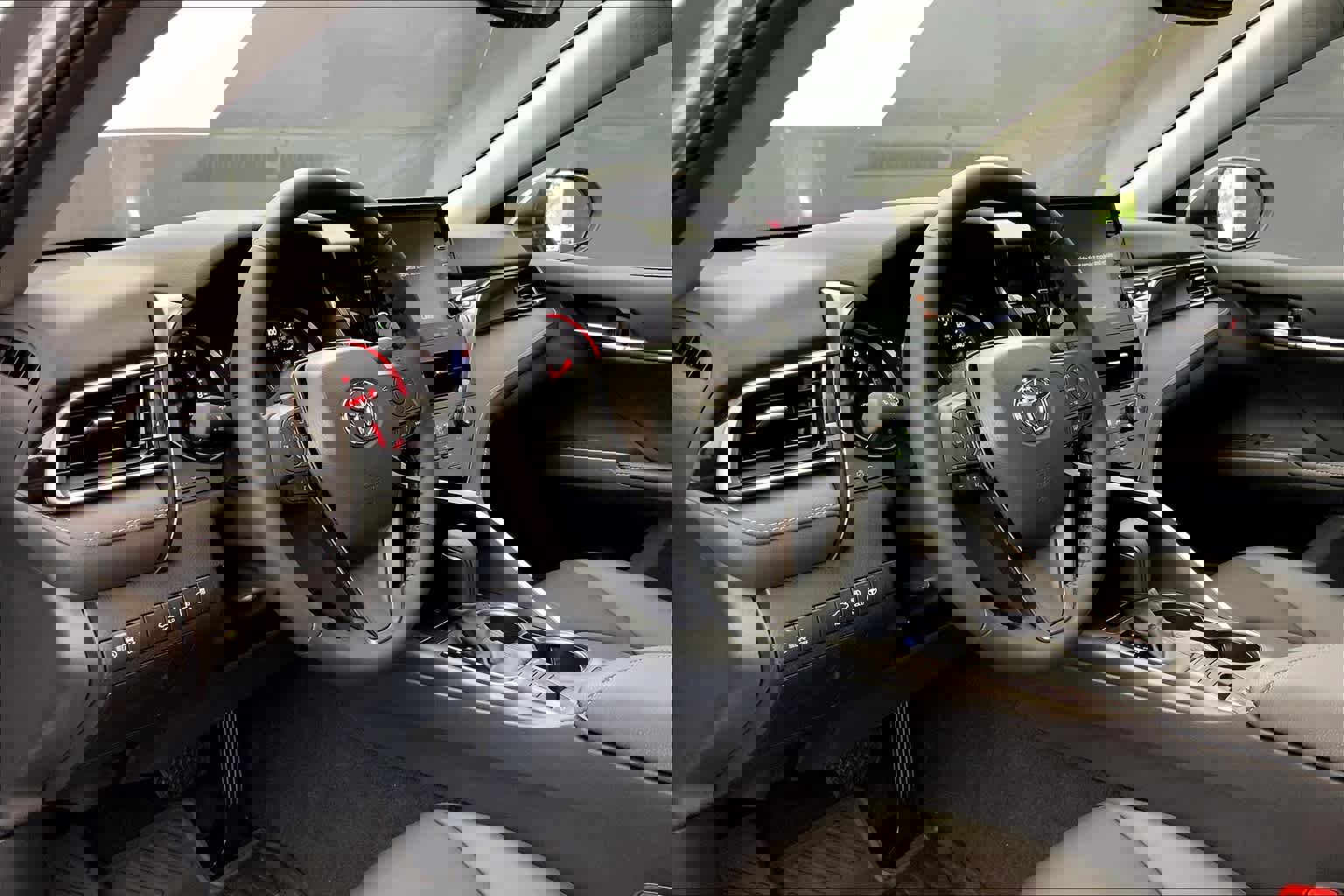 Used 2023 Toyota Camry XSE w/ Cold Weather Package image 18