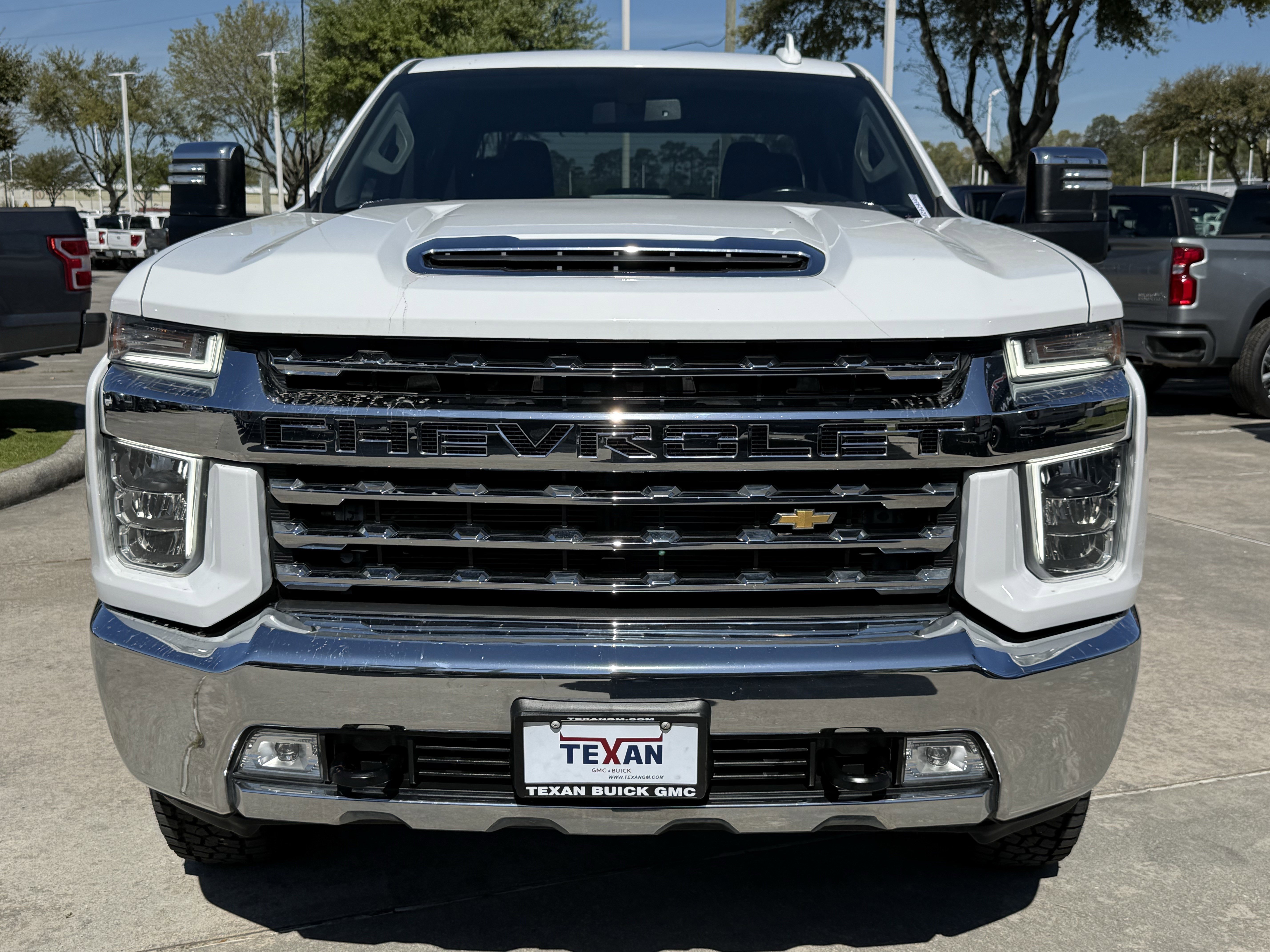 Used 2021 Chevrolet Silverado 2500 LTZ image 10