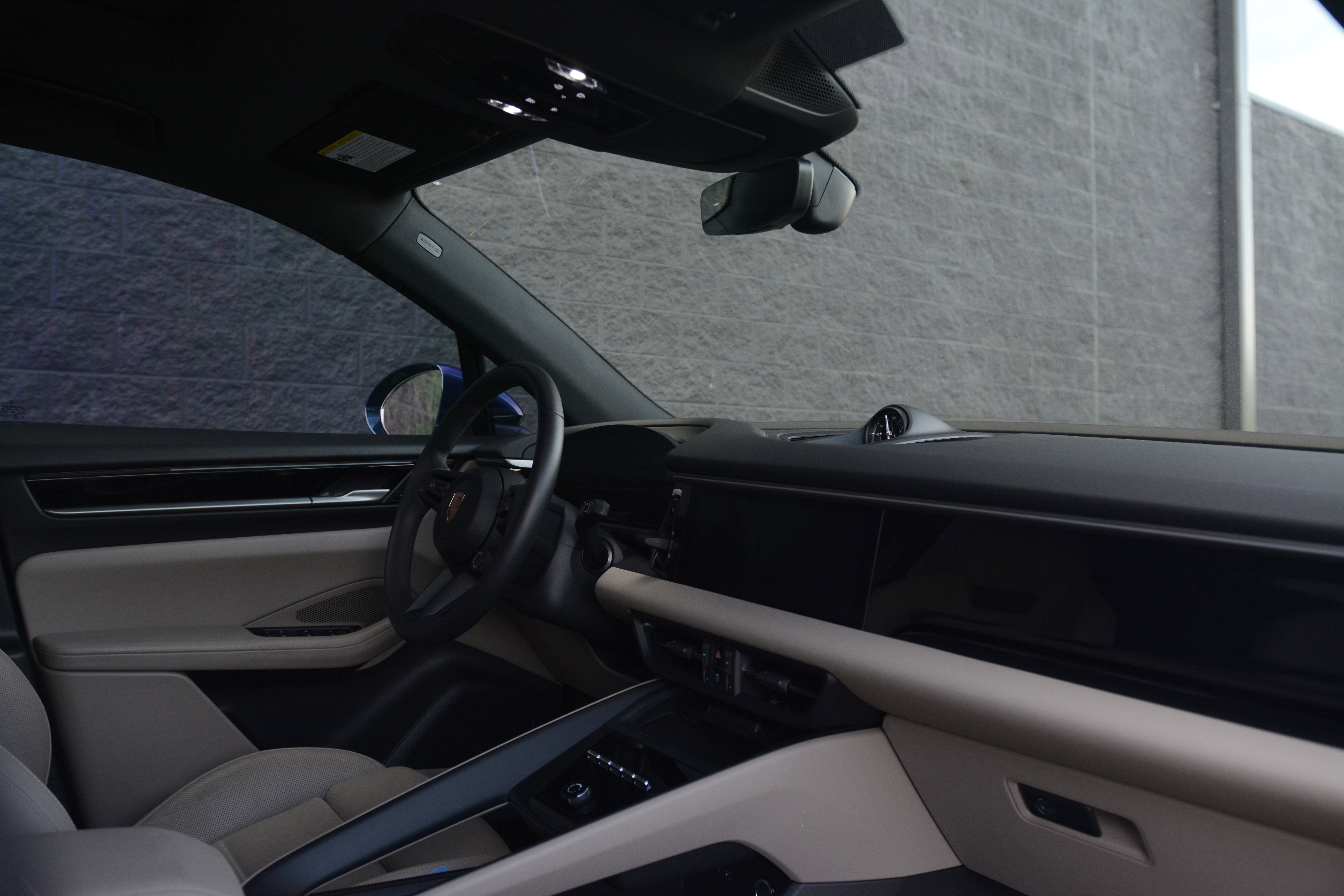 Certified 2025 Porsche Macan 4S Electric image 26