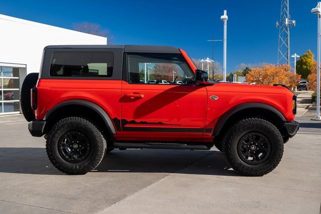 Used 2021 Ford Bronco Wildtrak image 3