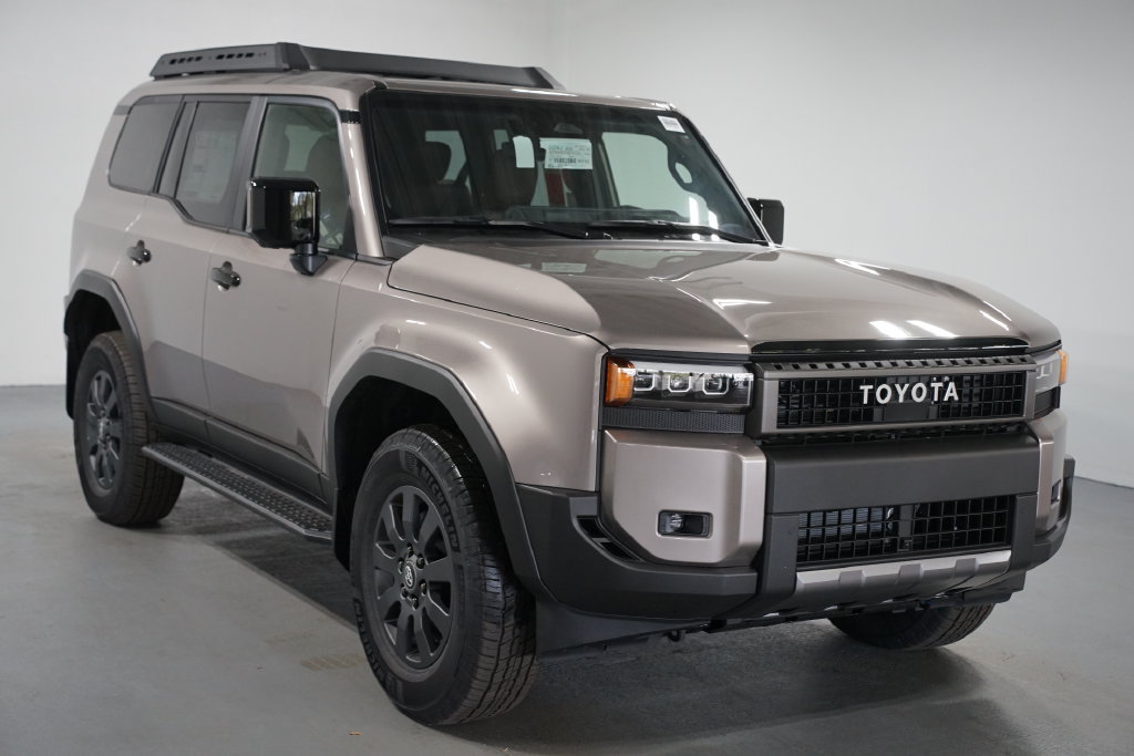 New 2027 Toyota Land Cruiser w/ Premium Package AWD/4WD image 3