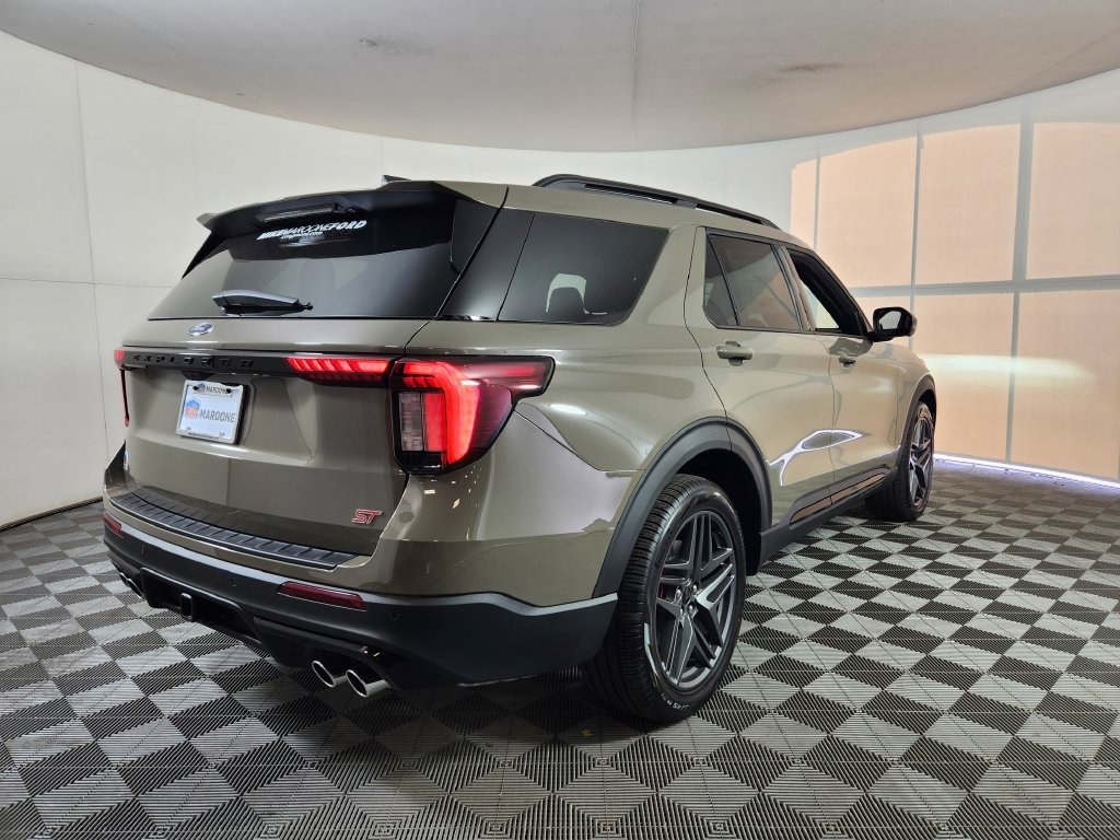 New 2026 Ford Explorer ST w/ Sun And Sound Package AWD/4WD image 7