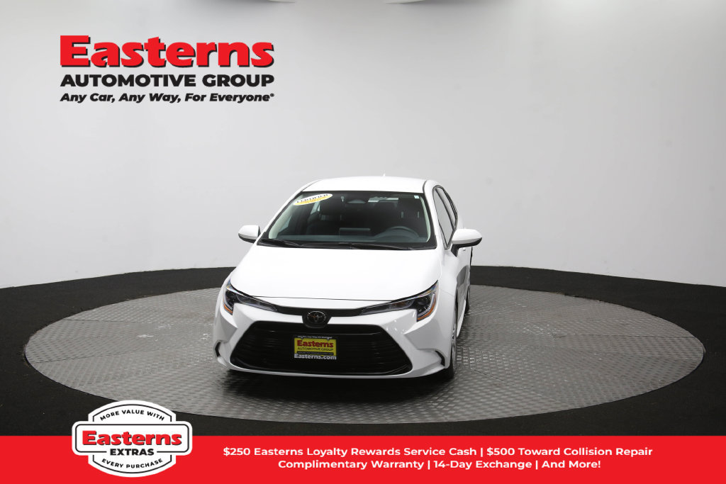 Used 2026 Toyota Corolla LE FWD image 53