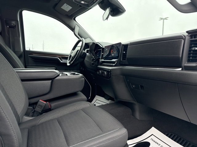 Used 2023 Chevrolet Silverado 1500 LT image 28