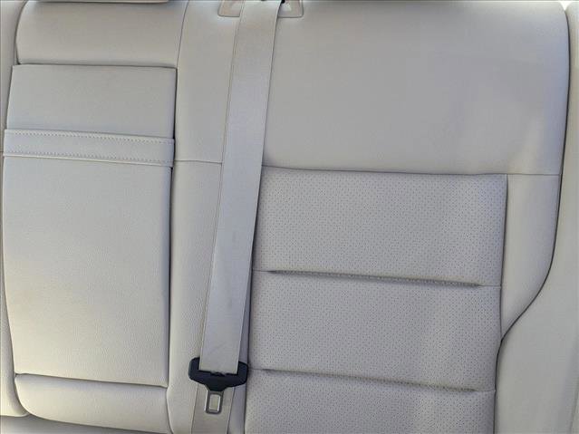 Used 2016 Mercedes-Benz E 350 Sedan image 10