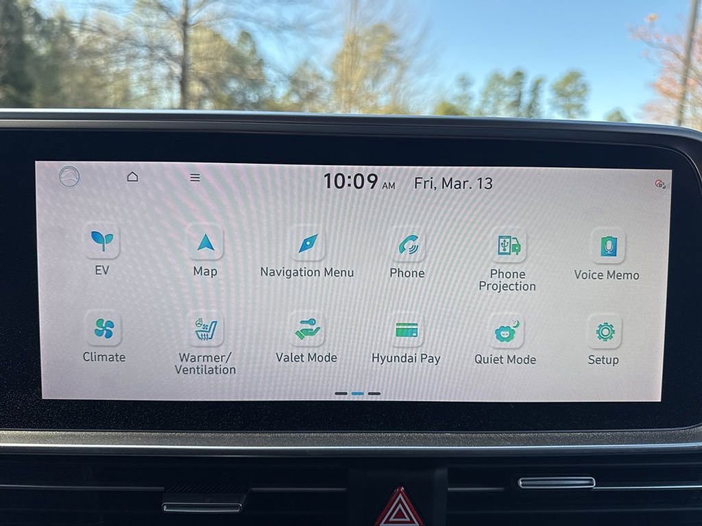 Used 2025 Hyundai Ioniq 6 Limited image 11