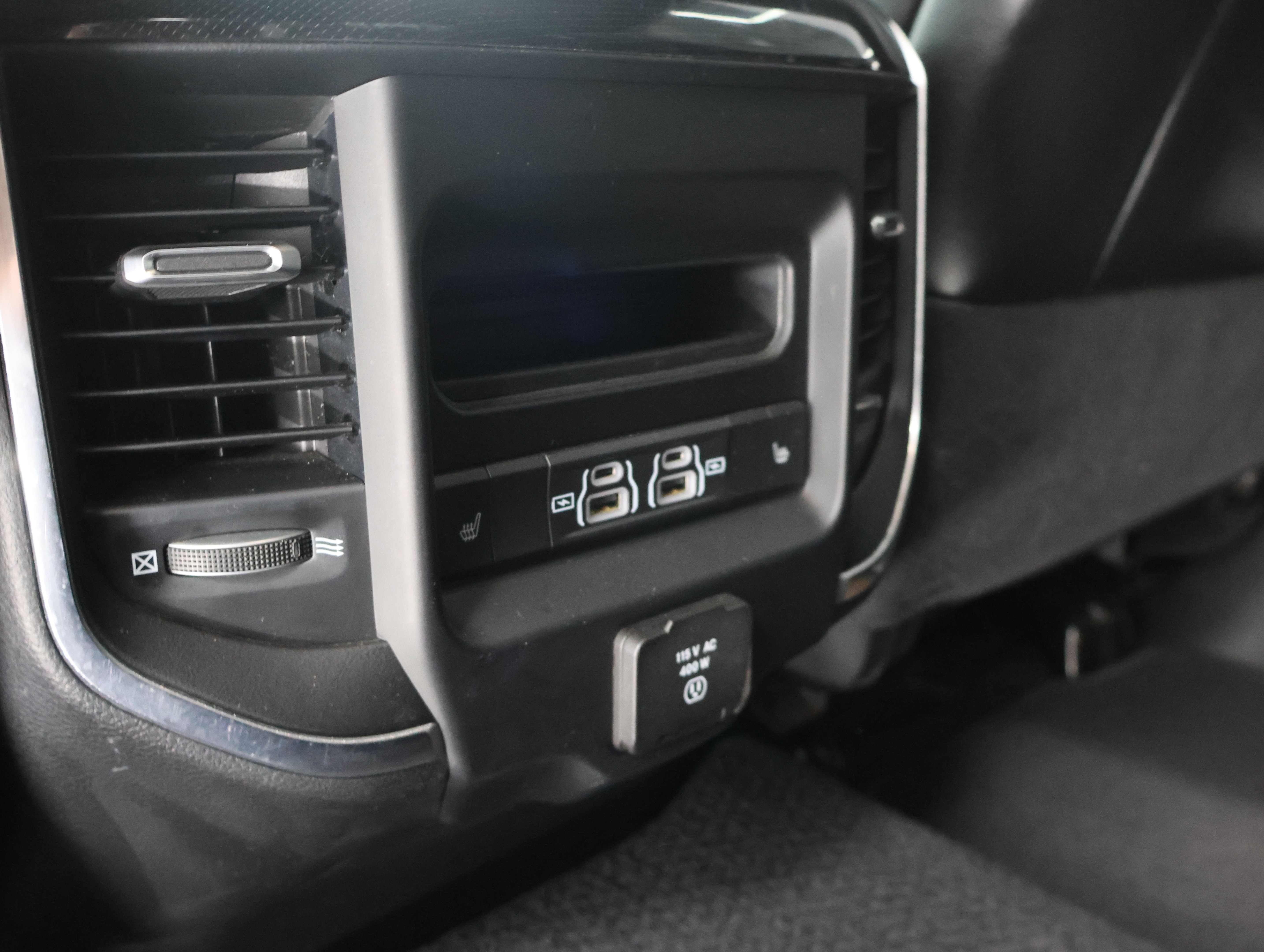 Used 2023 RAM 2500 Laramie AWD/4WD image 42