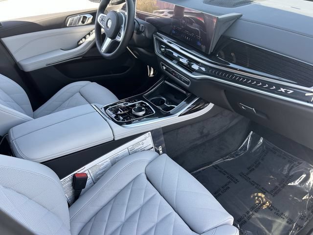 New 2027 BMW X7 xDrive40i w/ Executive Package AWD/4WD image 13