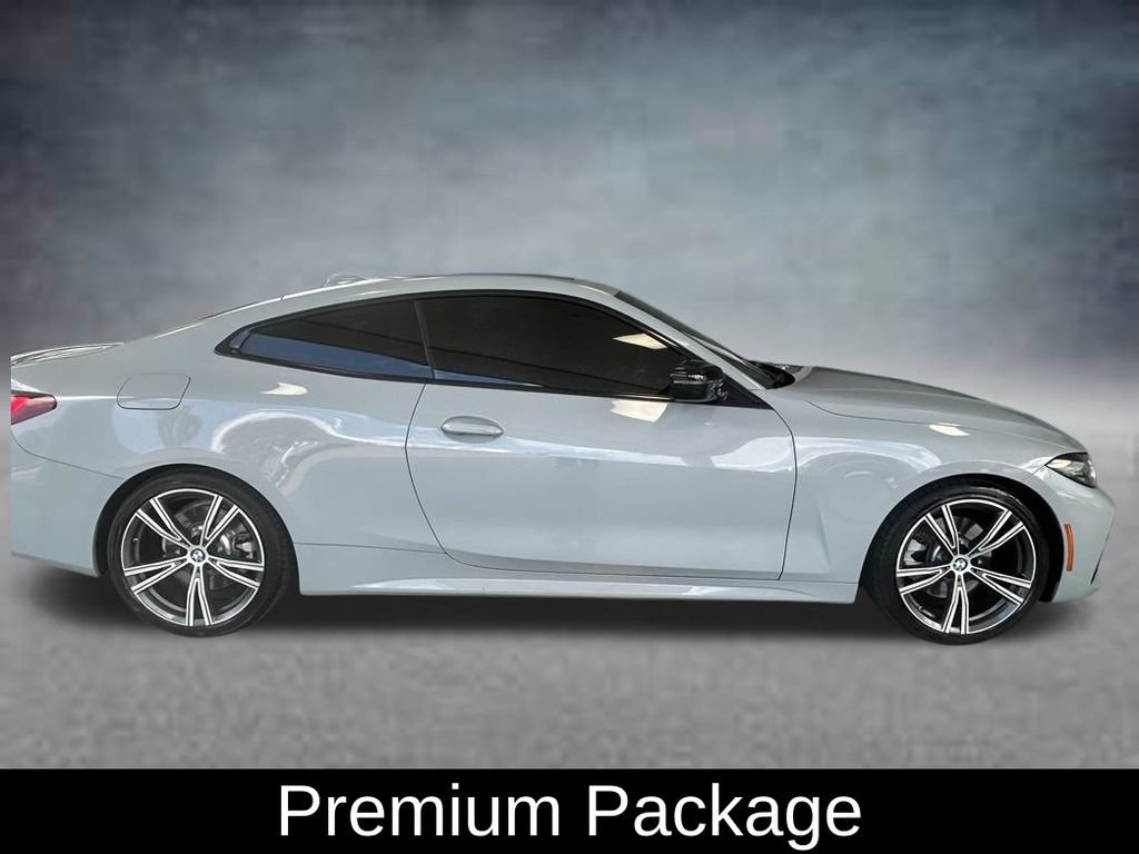 Used 2022 BMW 430i Coupe w/ M Sport Package RWD image 8